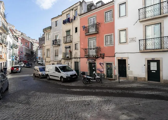 Flh Mouraria Charming Flat I דירה *